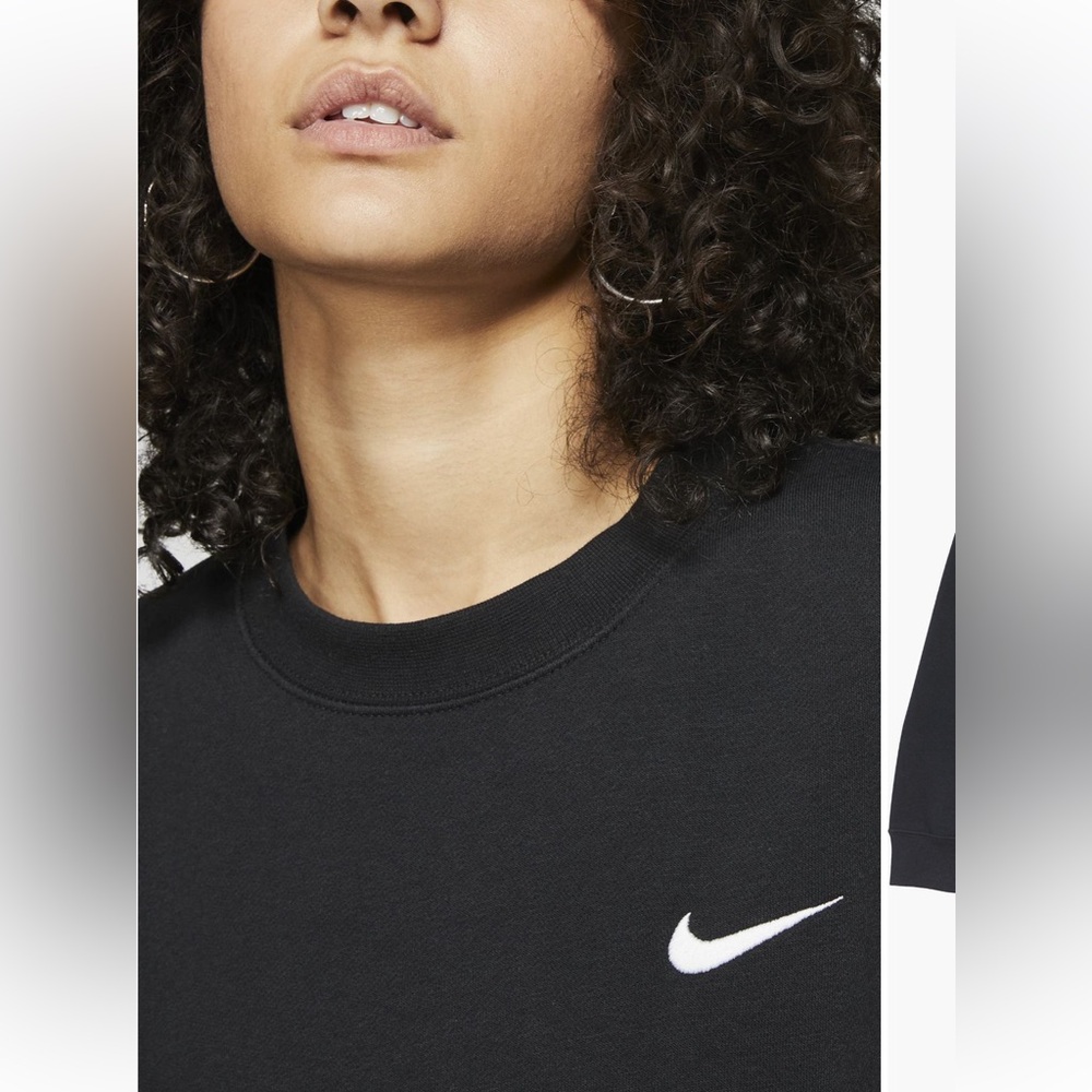 Nike Women's Black Sweatshirt - Picture 2 of 5